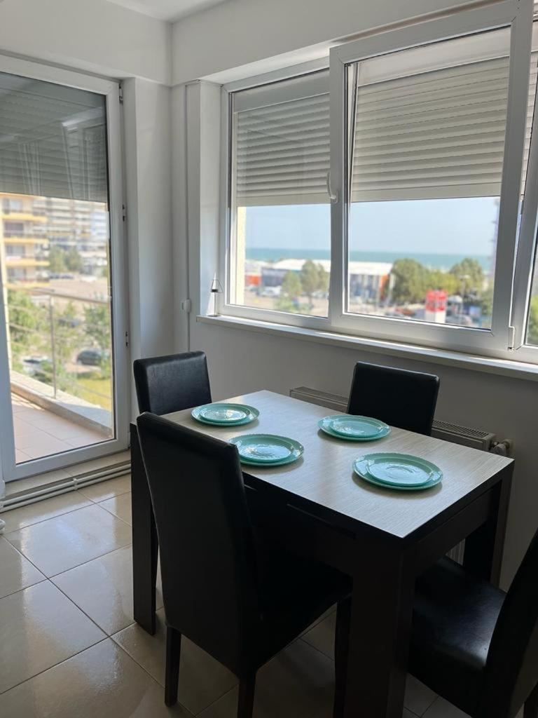 Fratellyvibe Mamaia Apartamento Exterior foto