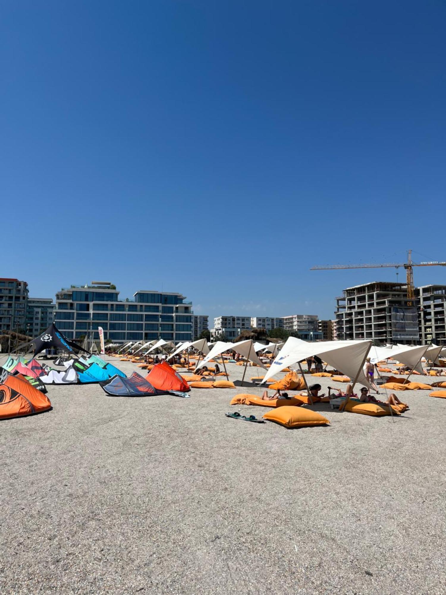 Fratellyvibe Mamaia Apartamento Exterior foto