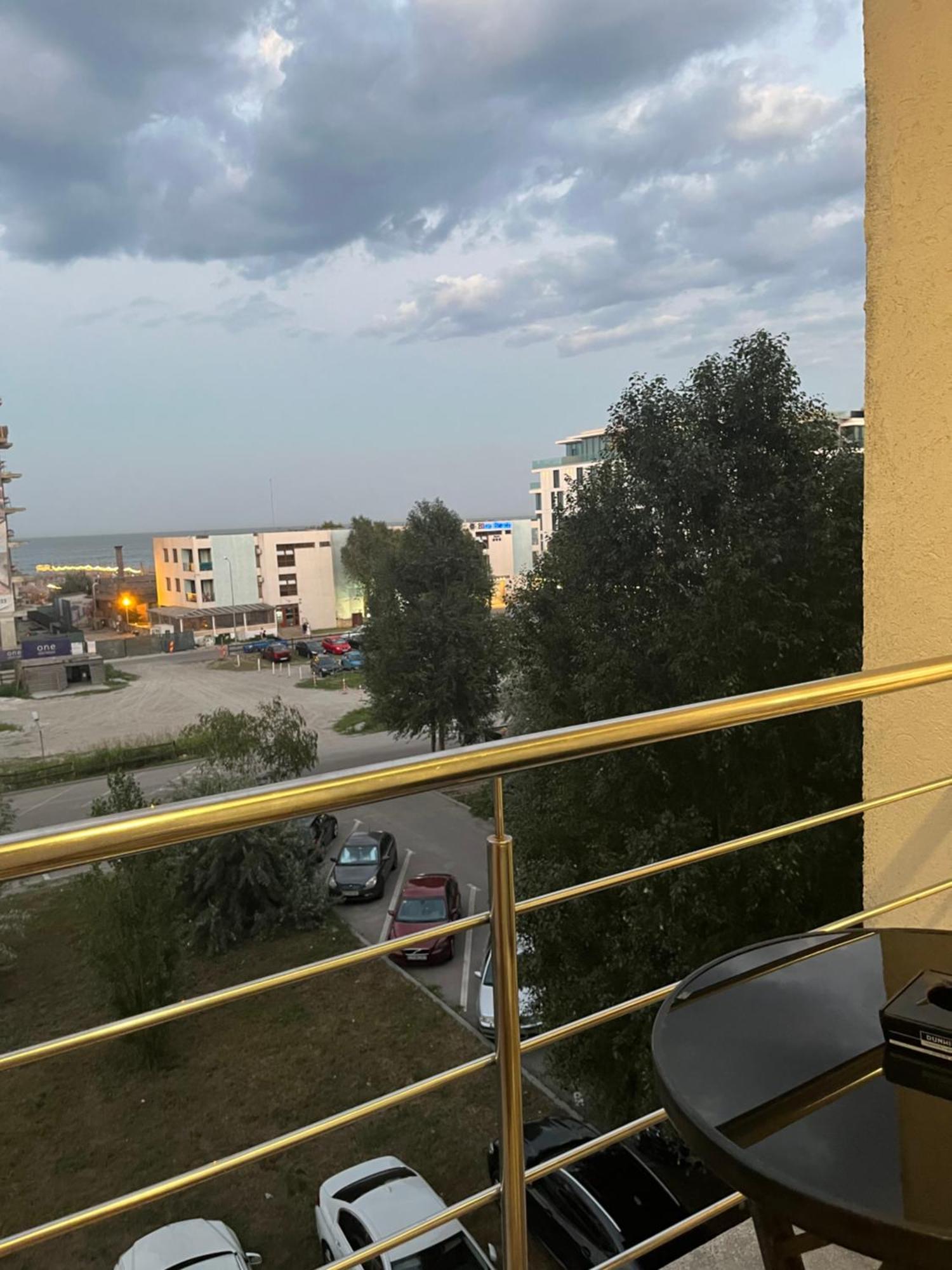 Fratellyvibe Mamaia Apartamento Exterior foto