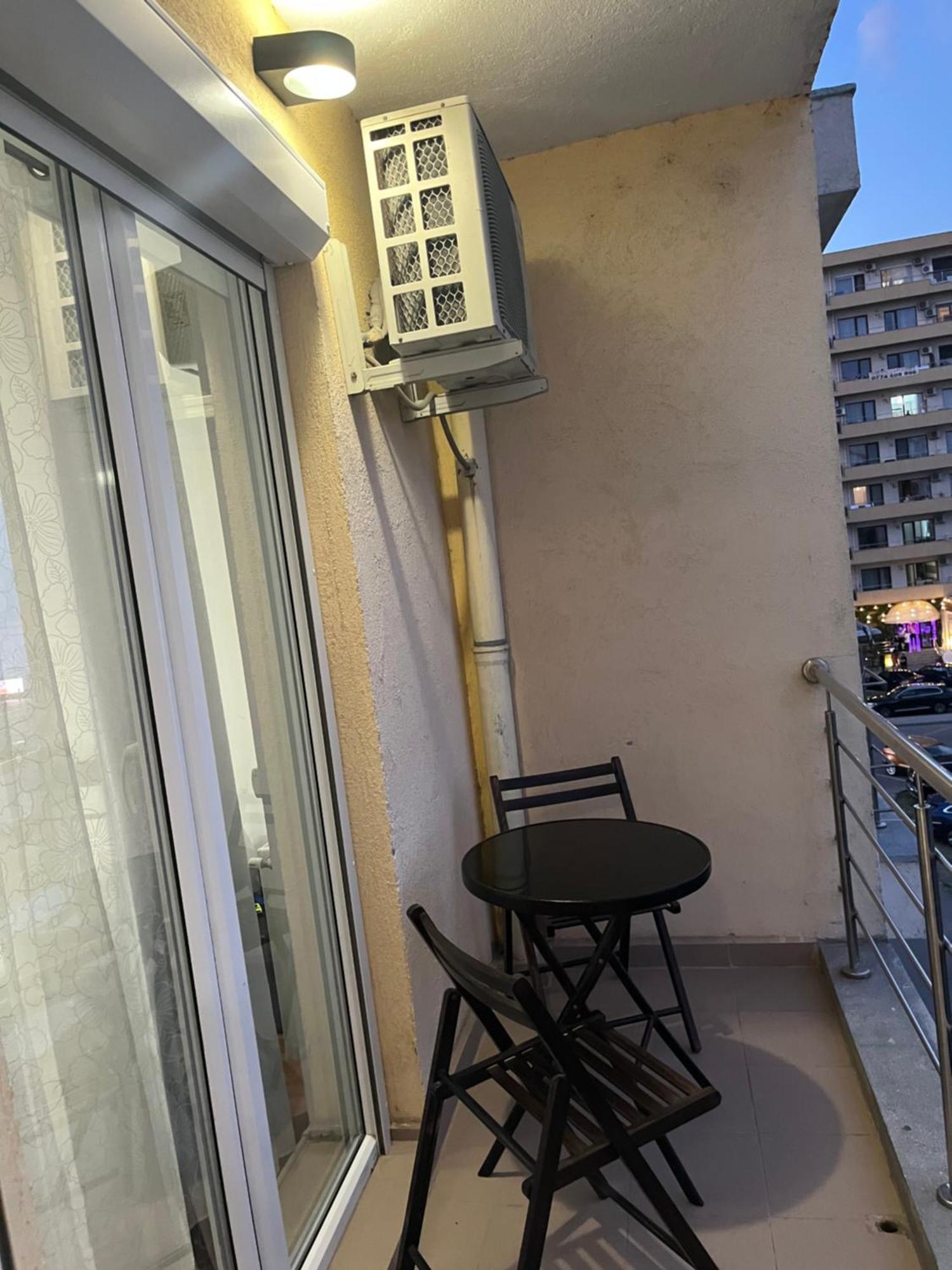 Fratellyvibe Mamaia Apartamento Exterior foto